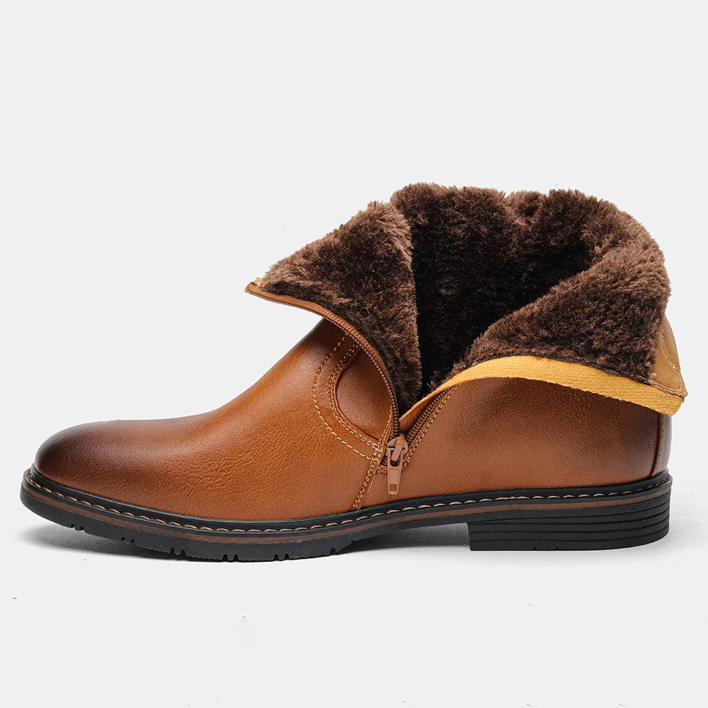 Bota de Couro Juvem com Interior Forrado