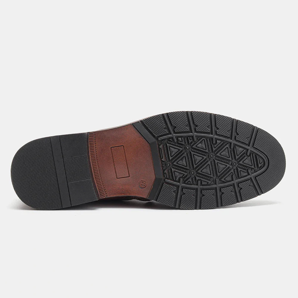 Bota de Couro Juvem com Interior Forrado