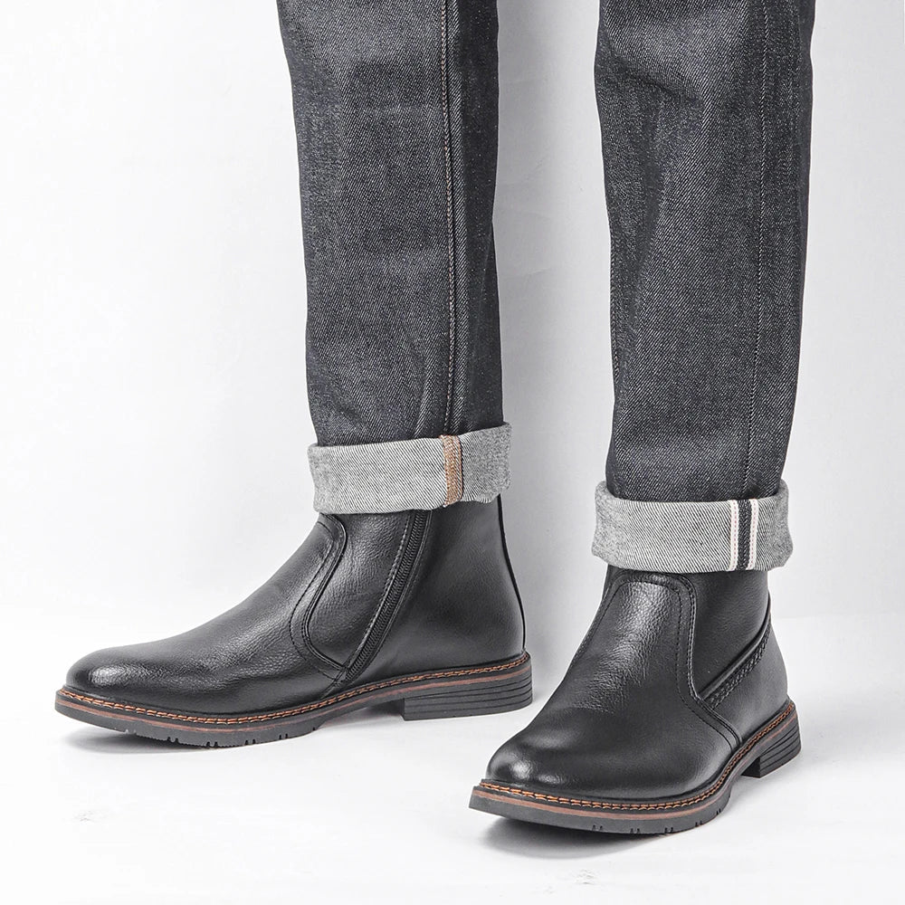Bota de Couro Juvem com Interior Forrado