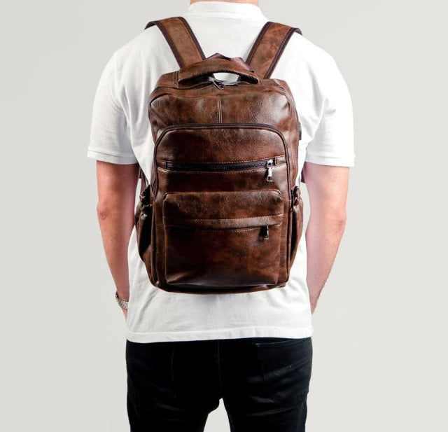 Mochila Executiva em Couro Cargo